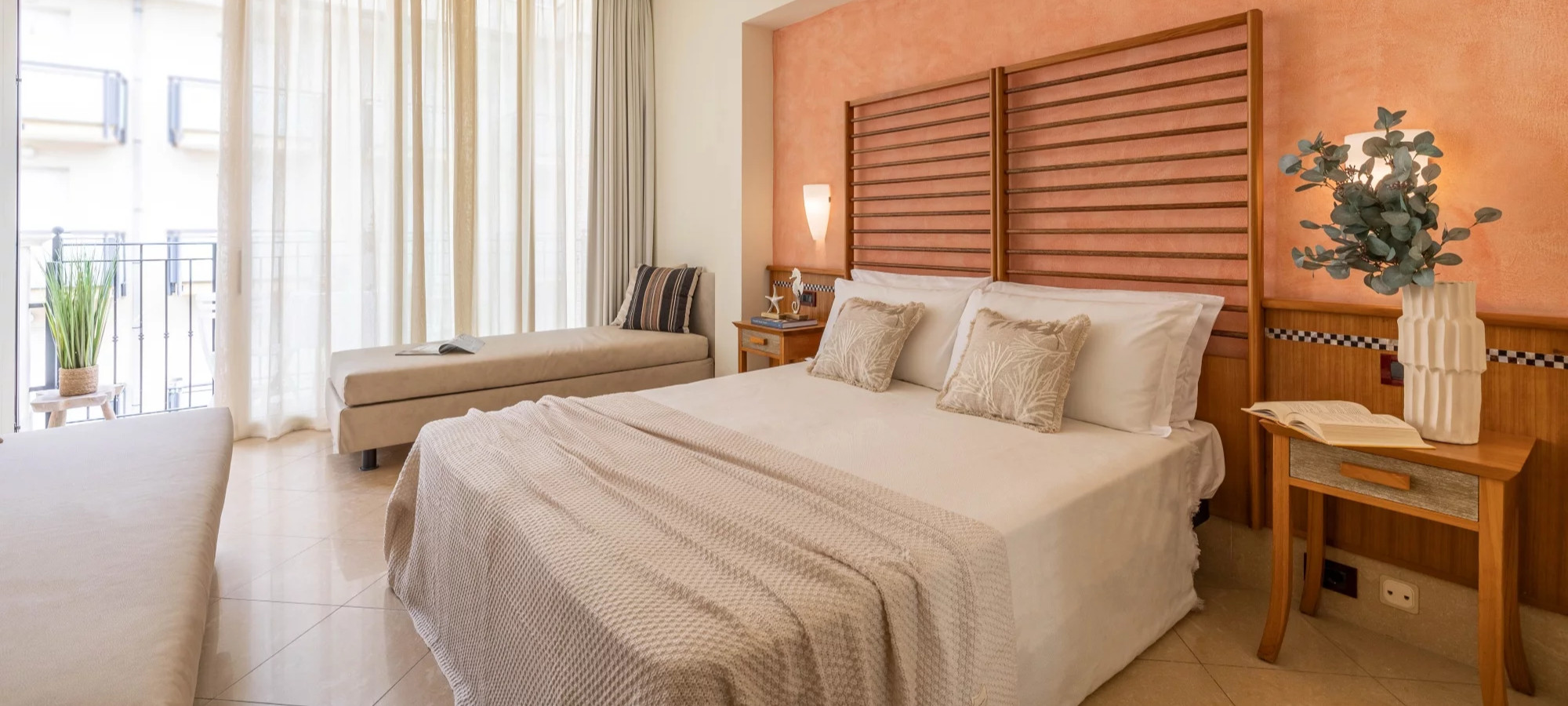 media.Camera Family Superior 1