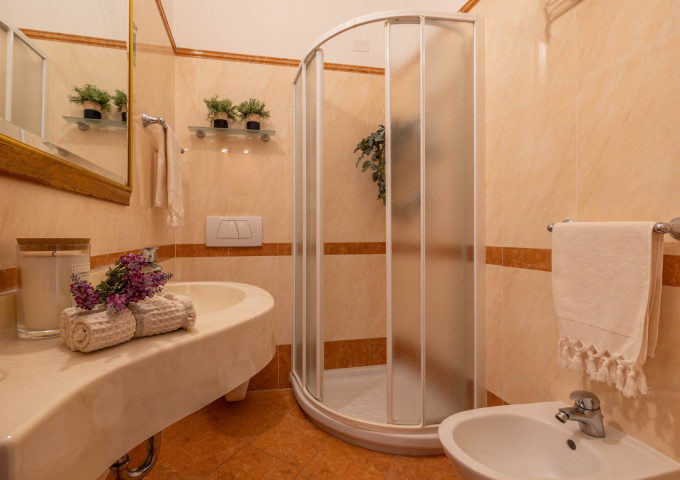 media.Camera Romantica 4